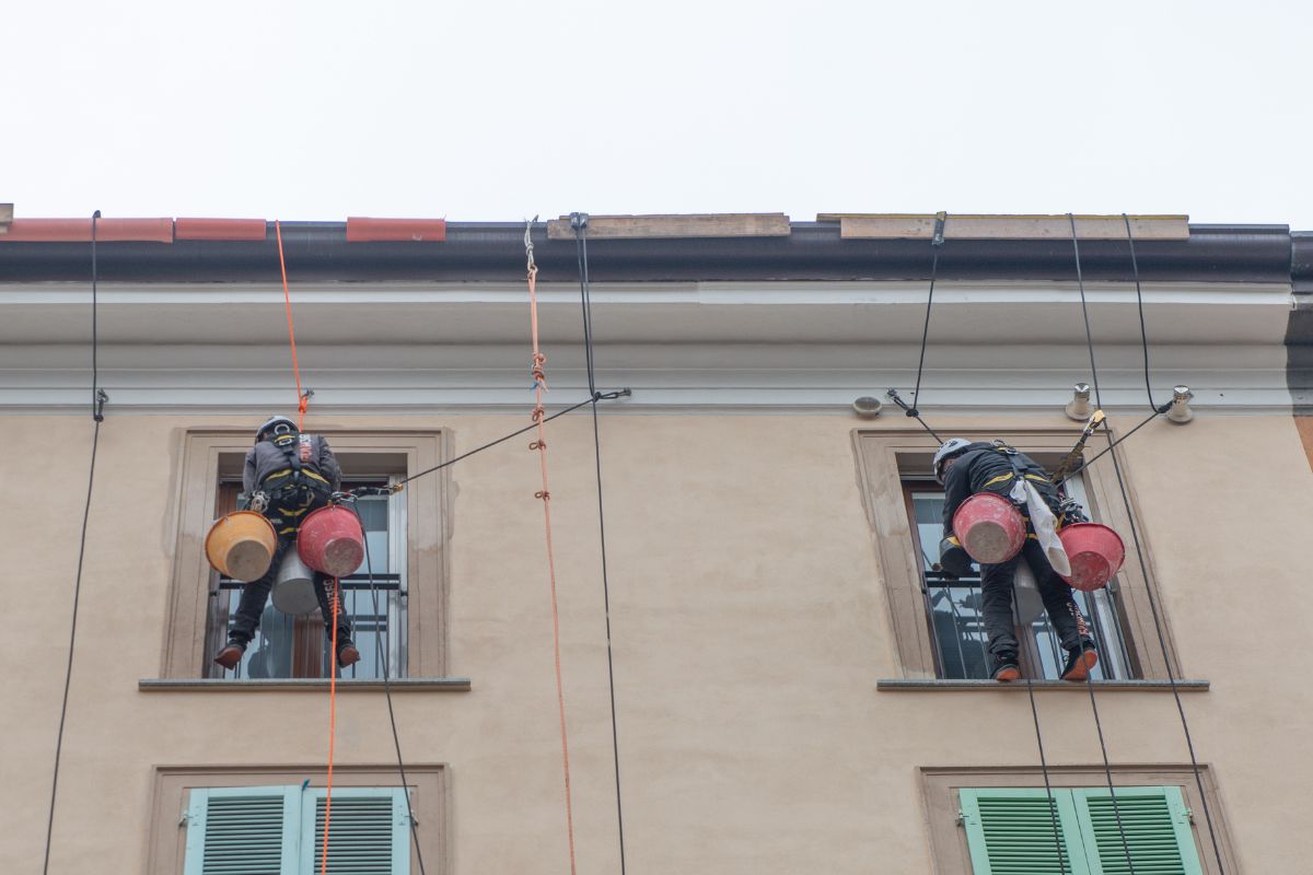 ترميم واجهات ومباني